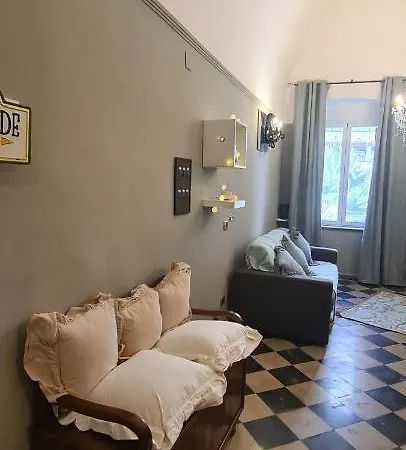 Apartment Casa Di Paola Via Napoli